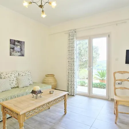 Villa Dolphin House
