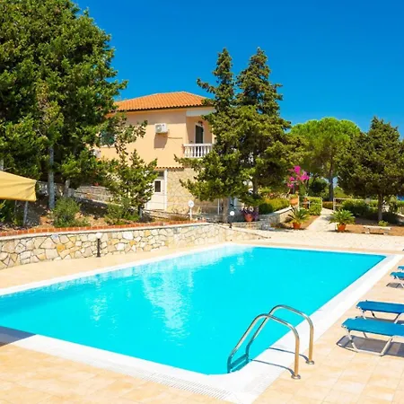 Dolphin House Villa *
